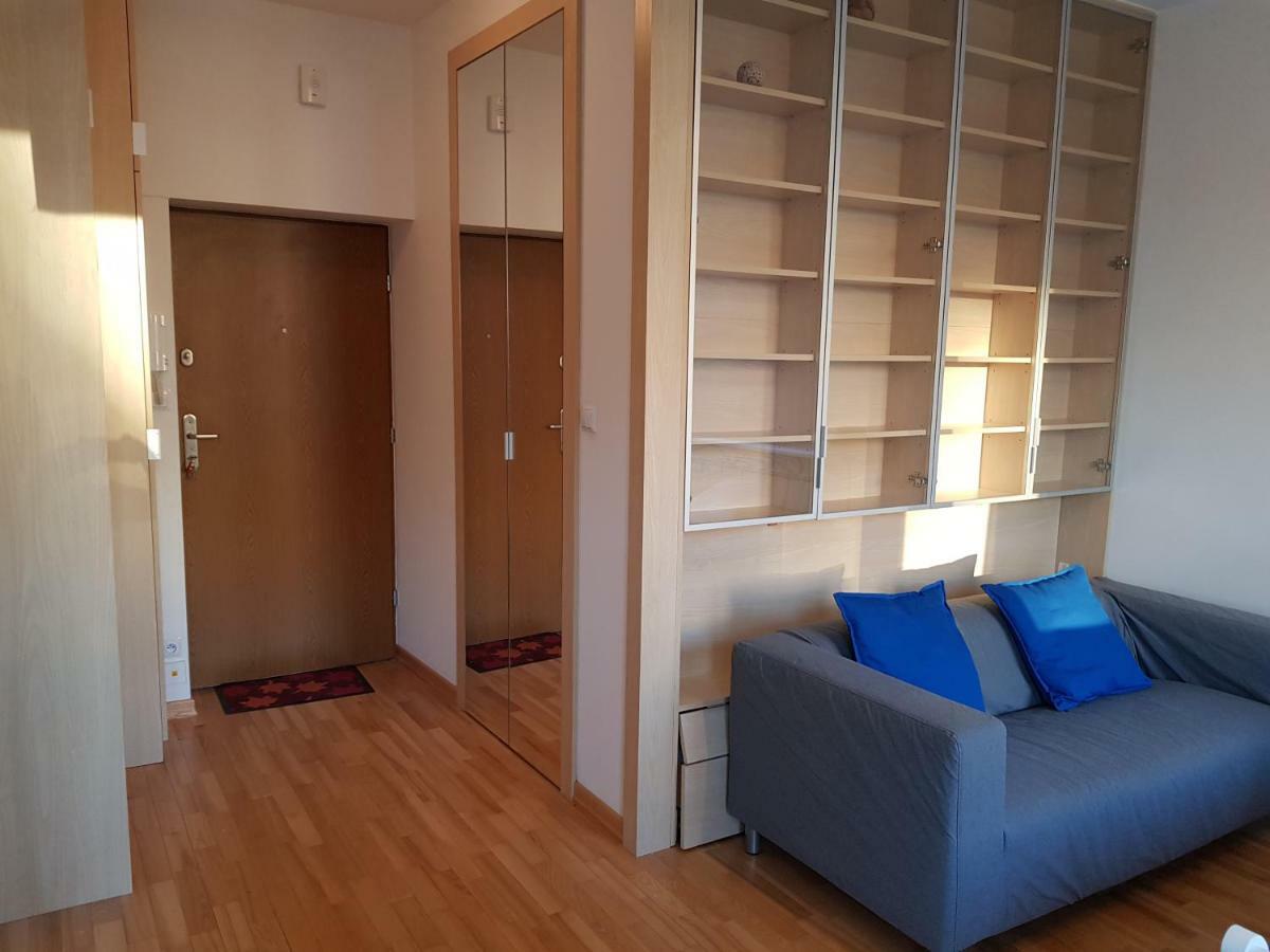 Apartment "Femina Cinema" Warsaw City Centre Bagian luar foto